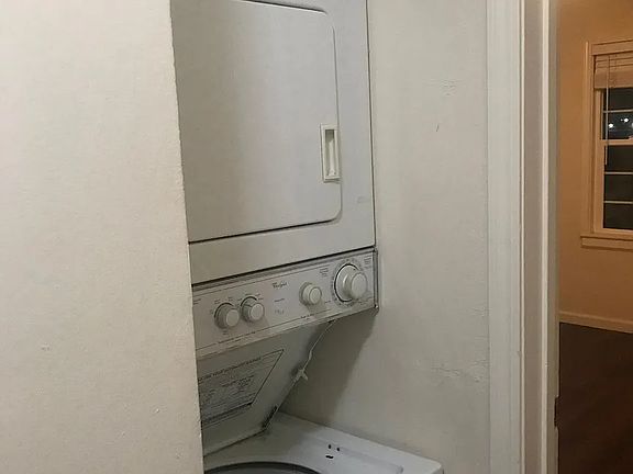 3rd image of 4924 Sepulveda Blvd APT 1