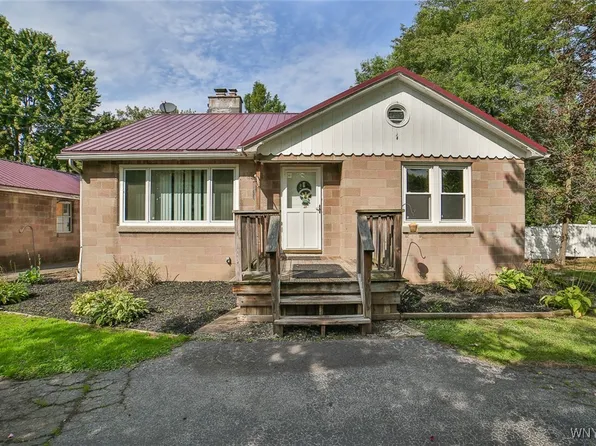 2767 Homeyer Rd, North Tonawanda, NY 14120