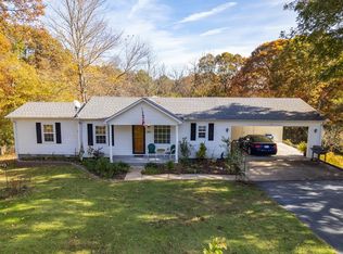 1123 Parkburg Rd, Pinson, TN 38366