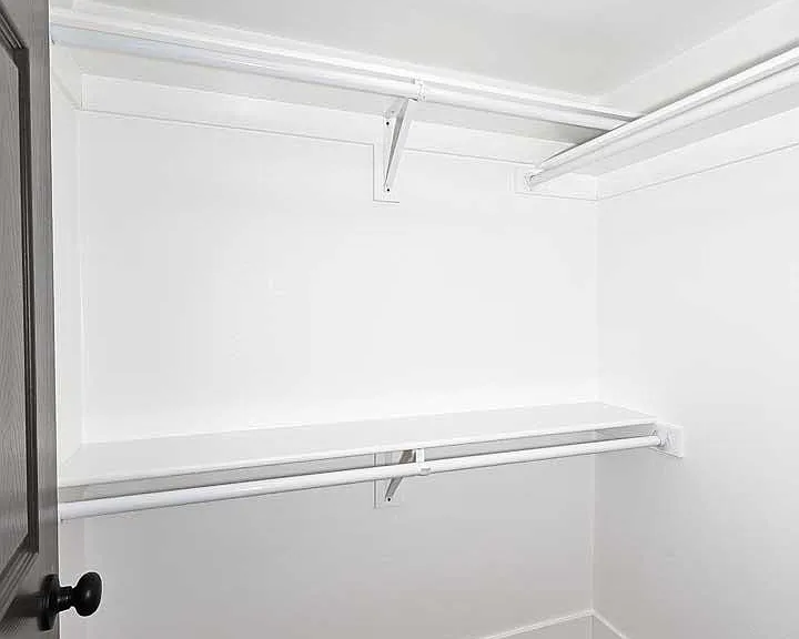 10537 W La Jolla Dr — Photo 17