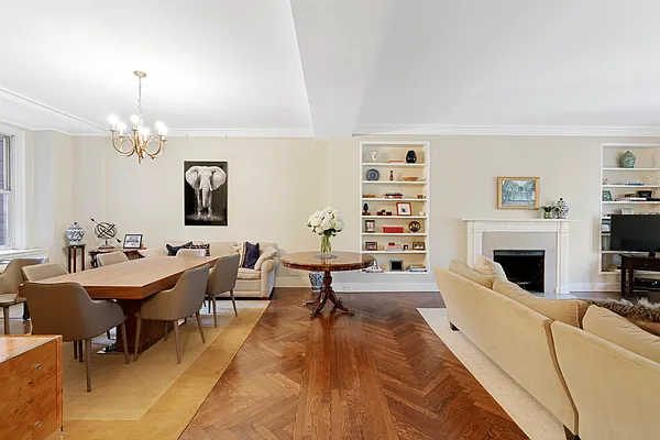 Sold by Compass | media 5