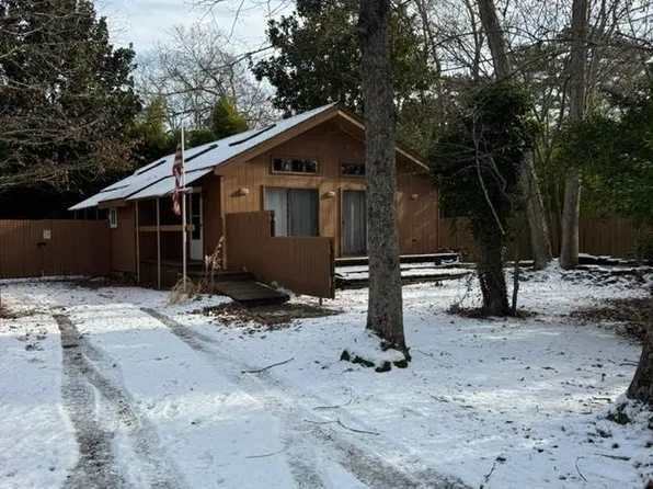 133 Holly Rd, Absecon, NJ 08201