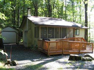 2195 Lehigh Dr, Pocono Lake, PA