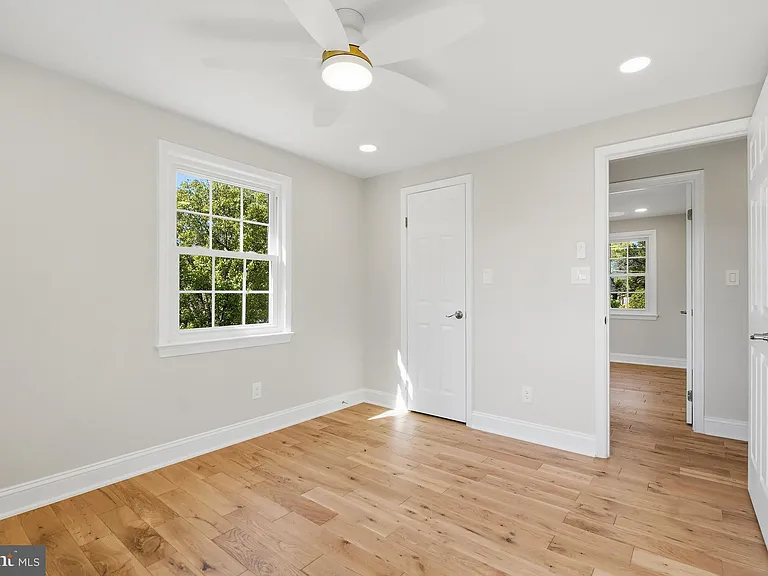 12301 Espalier Pl — Photo 28