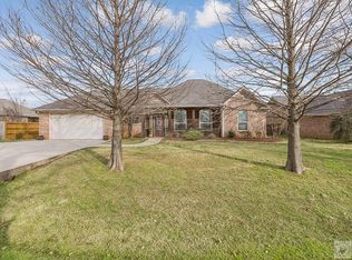 910 Arnold Ln, Texarkana, TX 75503