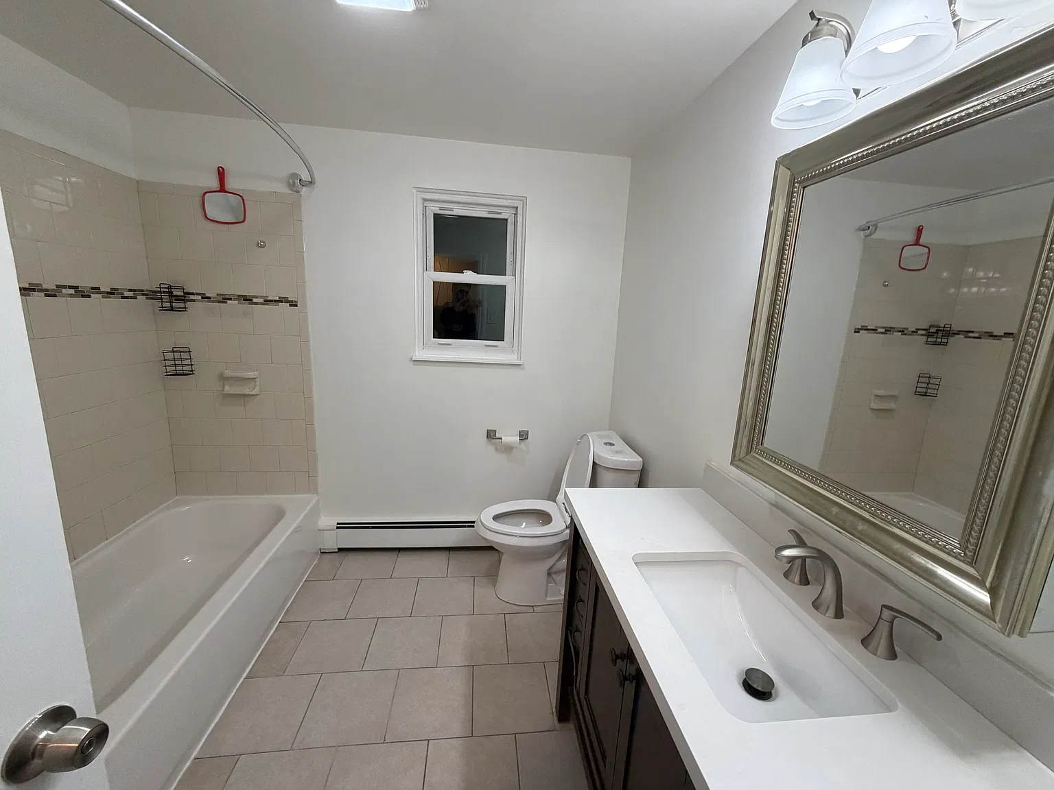 3 bed, 1000 sqft, $3,500 — Photo 3
