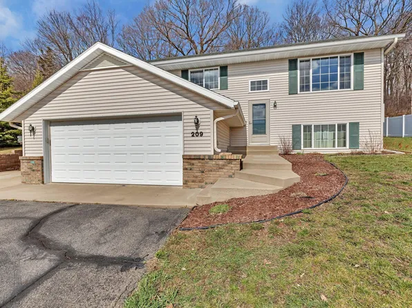 209 17th Ave S, Cold Spring, MN 56320