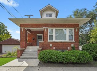1971 W 97th St, Chicago, IL 60643