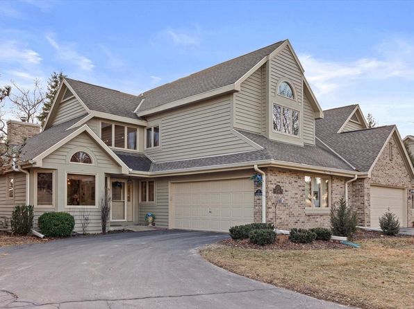 N21W24113 Dorchester DRIVE #17F, Pewaukee, WI 53072