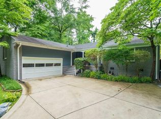 1386 Valley View Rd, Atlanta, GA 30338
