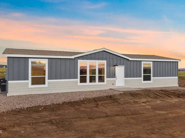 27139 N Kingdom Ct, Paulden, AZ 86334