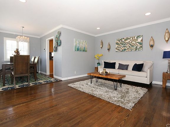 5th image of 4842 Lorelei Ave