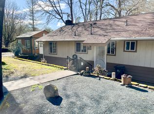 5191 Cloverlawn Dr, Grants Pass, OR 97527