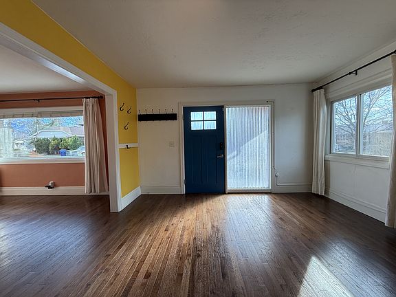 4th image of 473 E Coatsville Ave