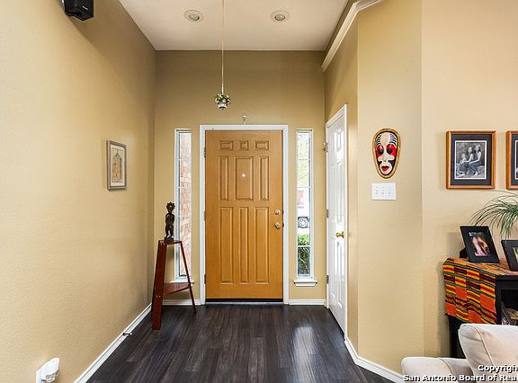 2nd image of 2538 Sequoia Height St