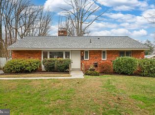 6406 Julian St, Springfield, VA 22150