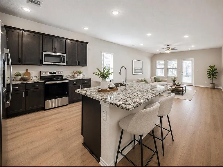 3214 Feller Ln — Photo 3