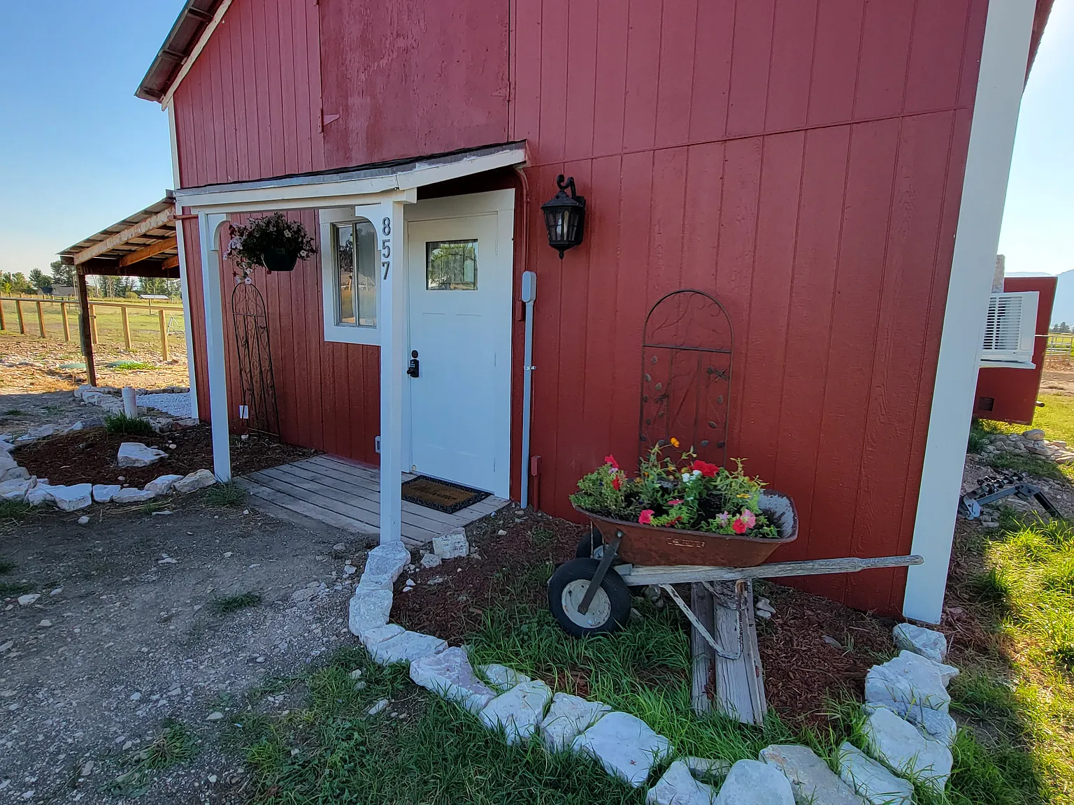 Studio, 312 sqft, $1,250 — Photo 1