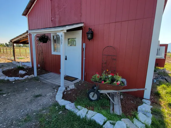 857 Pine Hollow Rd, Stevensville, MT 59870