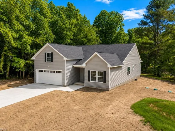 23205 Scottswood Dr, Franklin, VA 23851