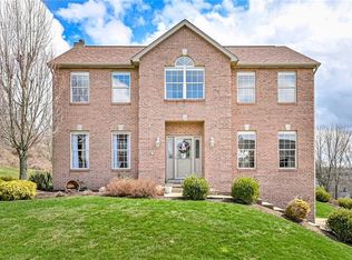 811 Graywyck Dr, Seven Fields, PA 16046