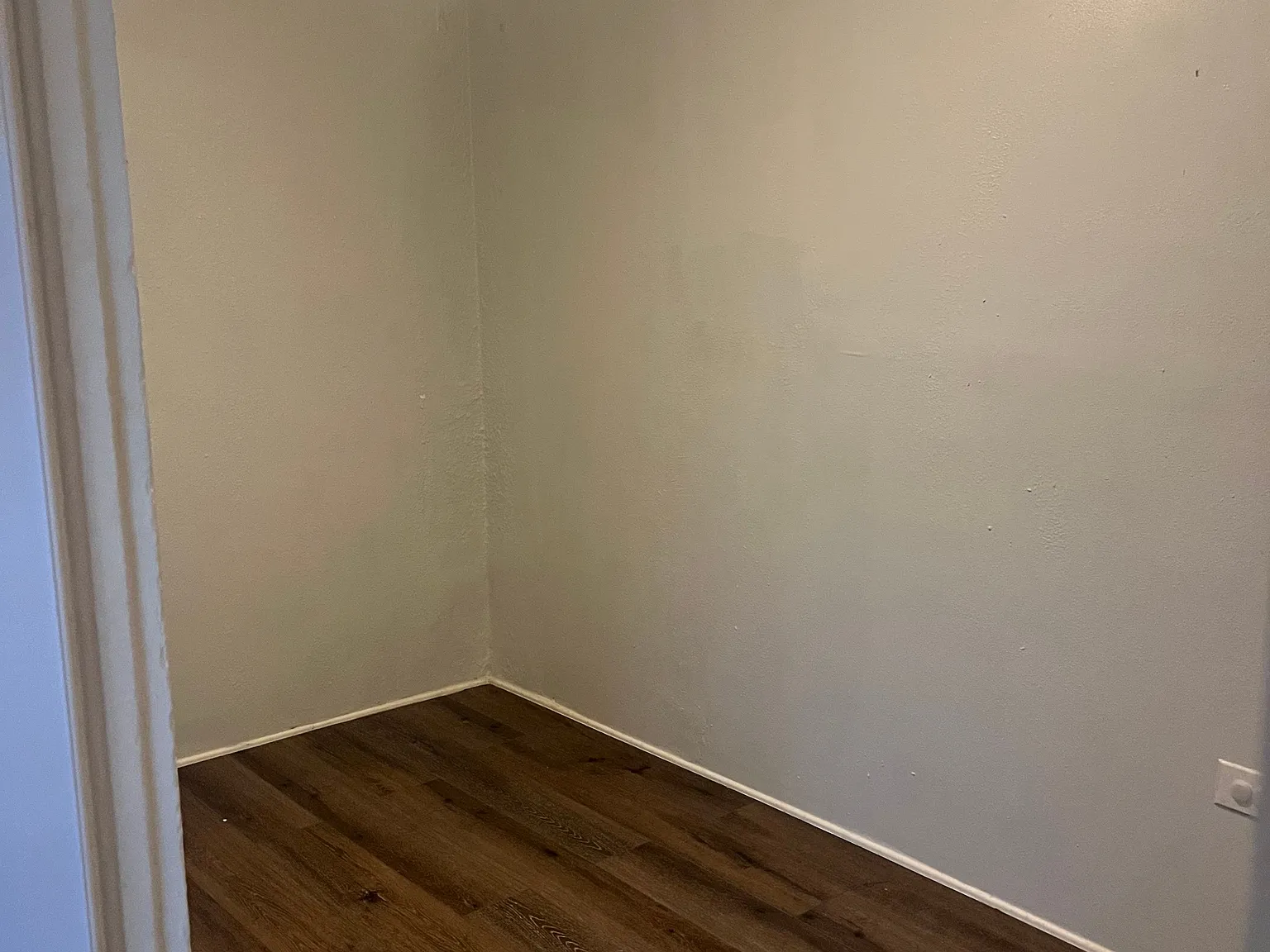 2 bed, 650 sqft, $1,050 — Photo 3