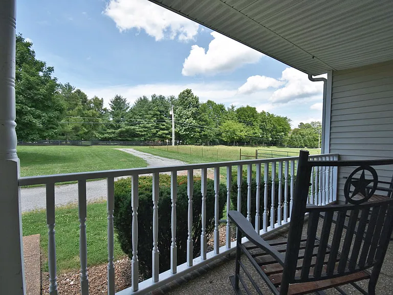 1525 W Harpeth Rd — Photo 19