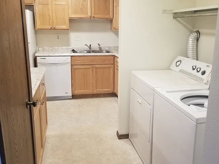 925 Columbia Road 213 #213 — Photo 3
