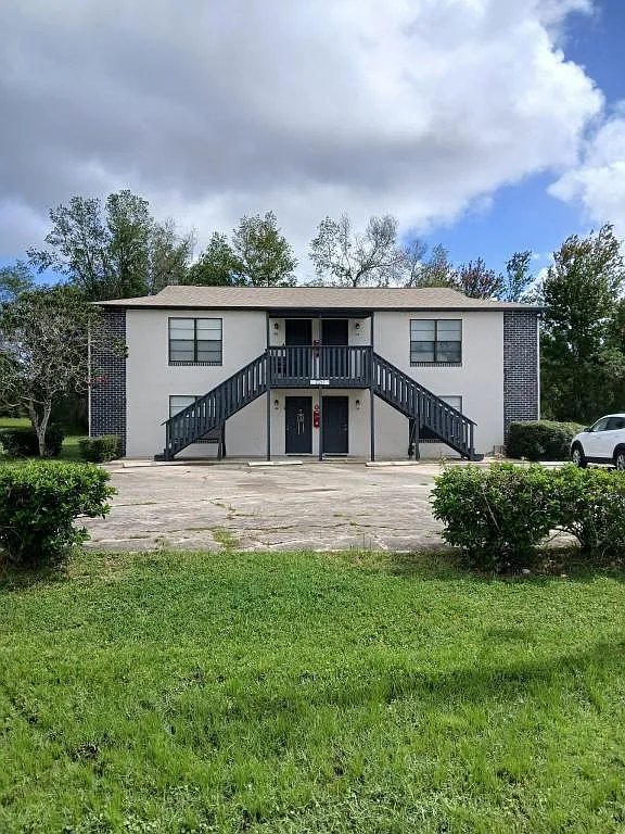 2205 Conway Dr #200 — Photo 1