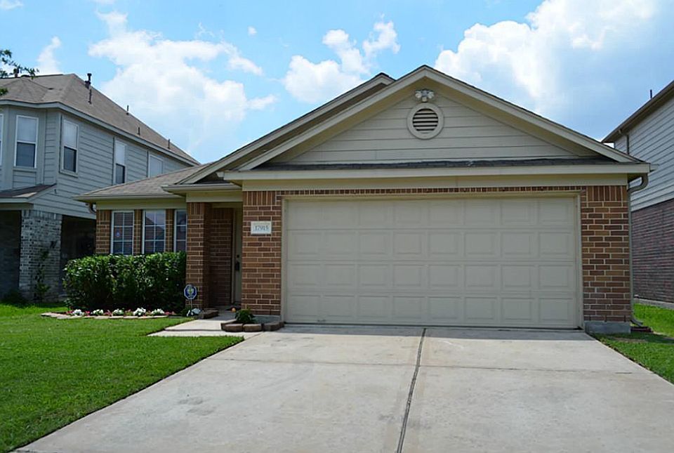 1st image of 17915 Alpine Brook Ln