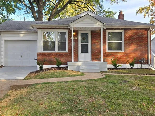 1968 Driftway Dr, Saint Louis, MO 63114