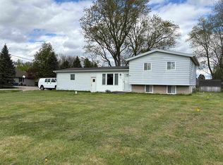 8107 Linden Rd, Swartz Creek, MI 48473