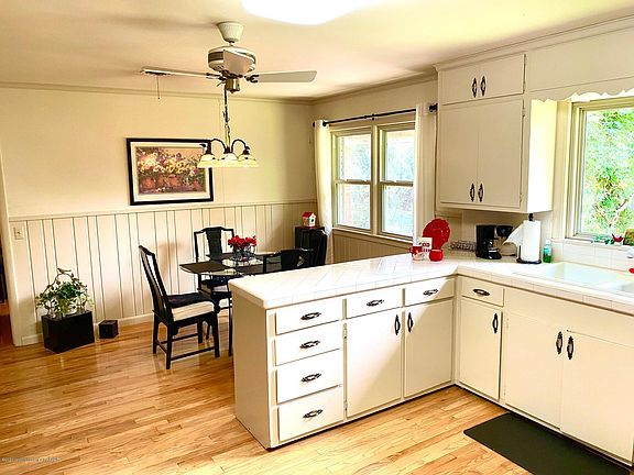 5th image of 5311 Brinkman Dr
