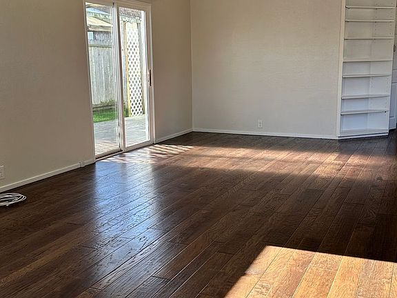 5th image of 2524 A St