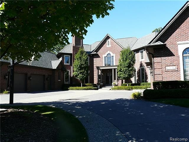 1st image of 6336 Crest Forest Ct W