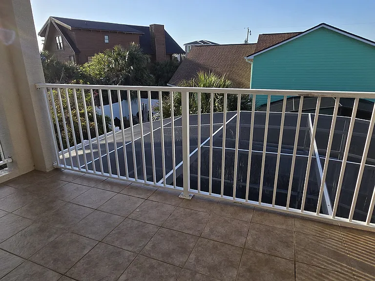 2nd floor balcony off living room