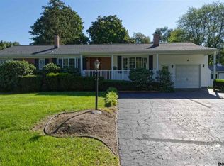 36 Bridle Path, Albany, NY 12205