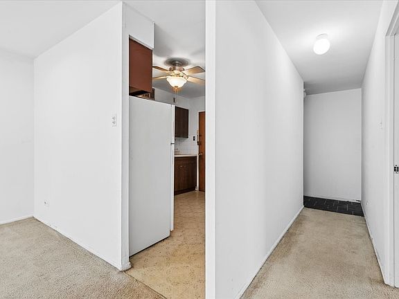 5th image of 1567 Ridge Ave APT 607
