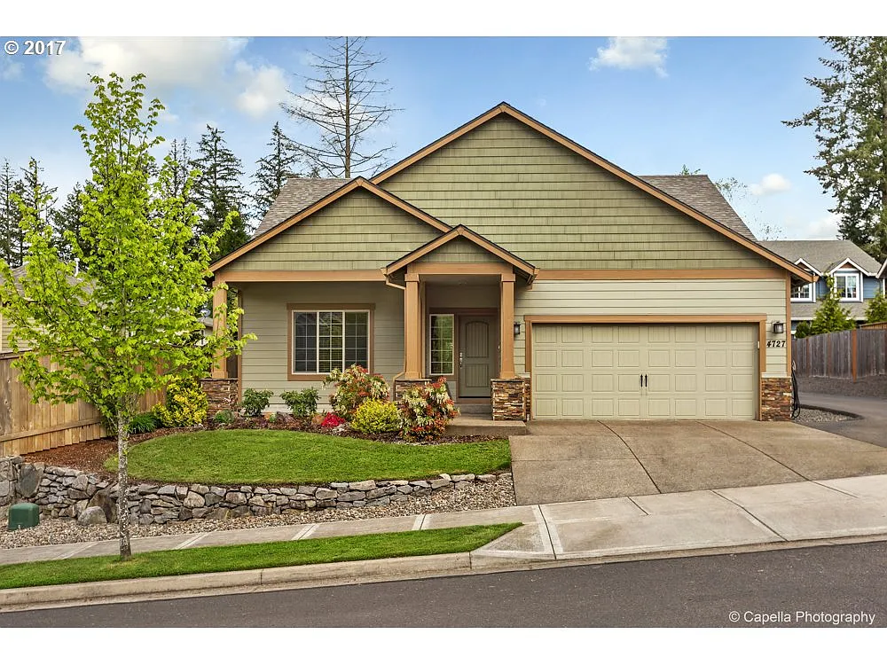 4727 Clubhouse Ln photo 1