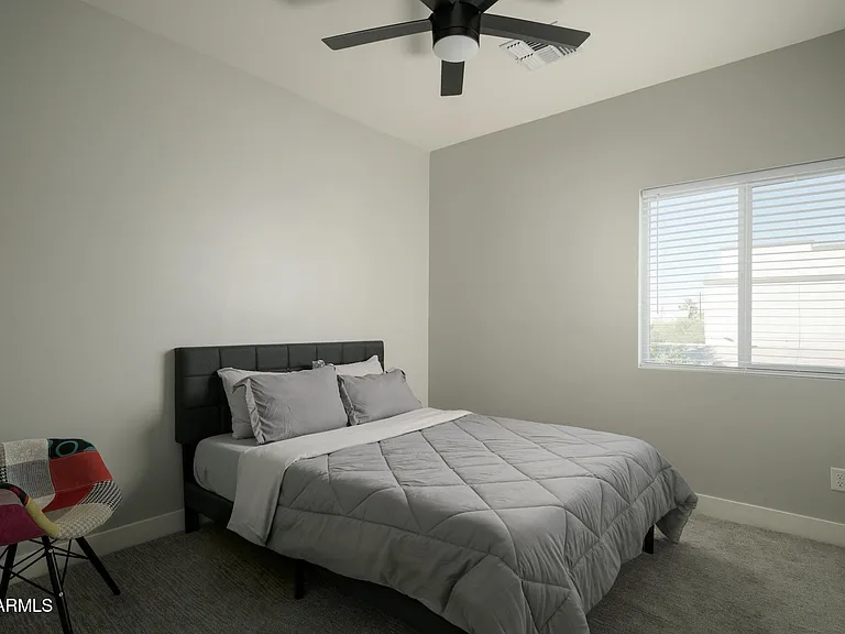 2821 N 28th Pl — Photo 19