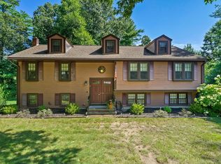 35 Lowell Rd, Pembroke, MA 02359