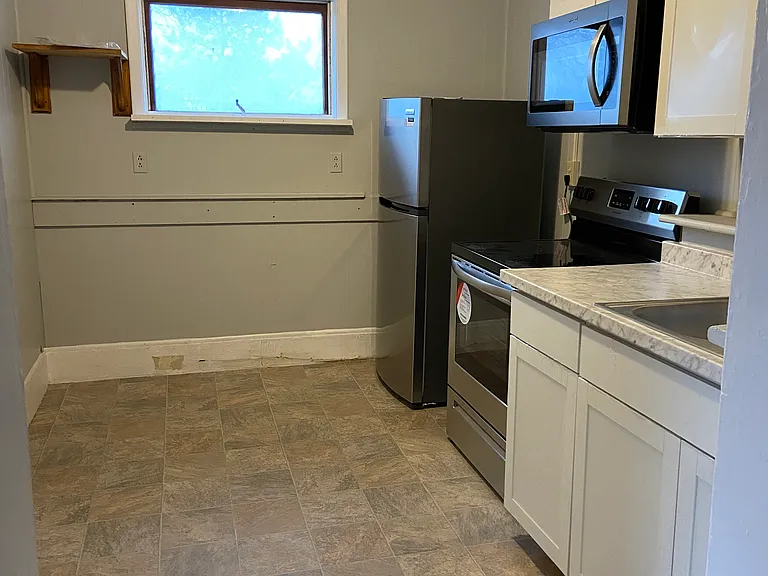 97 Boynton Ave #3 — Photo 3