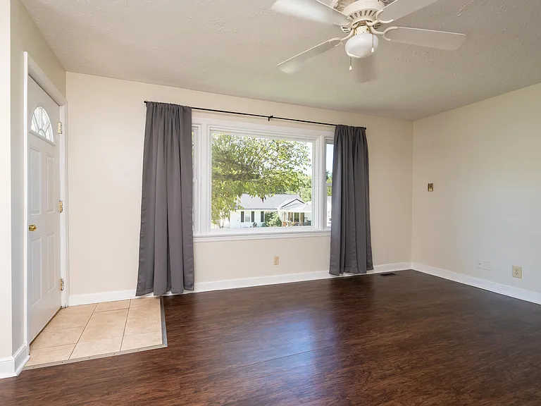 1232 Garden Dr — Photo 9