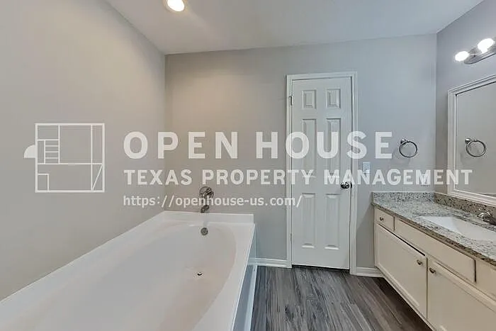 9530 Cabin Creek Dr — Photo 12