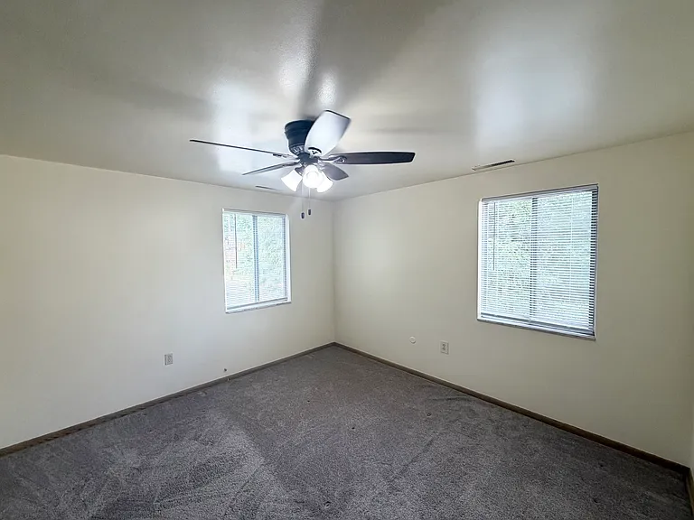 242 Noble Ave #105 — Photo 11