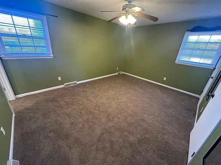 1084 Lewisville Clemmons Rd — Photo 9