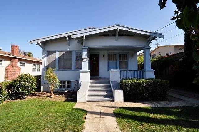 1st image of 612 1st Ave
