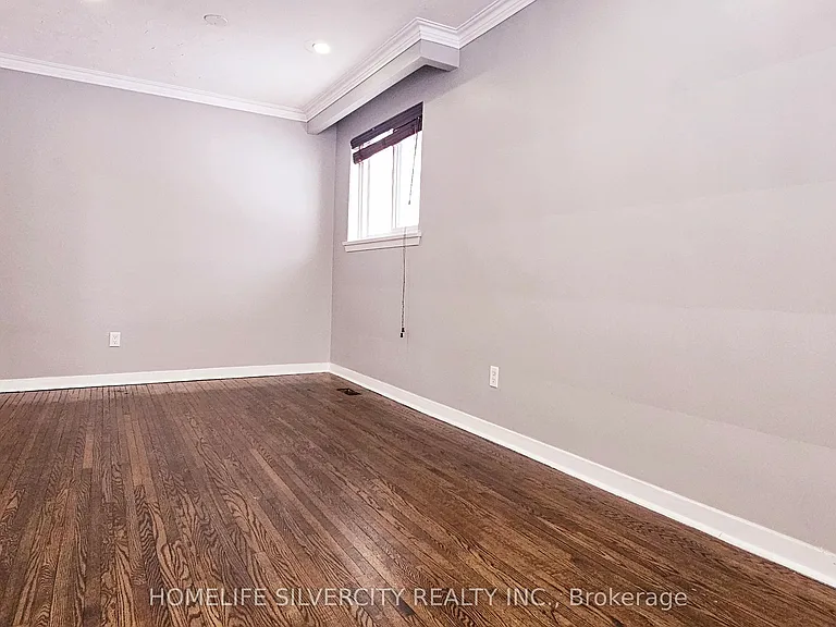 31 Windermere Ct #UPPER — Photo 5
