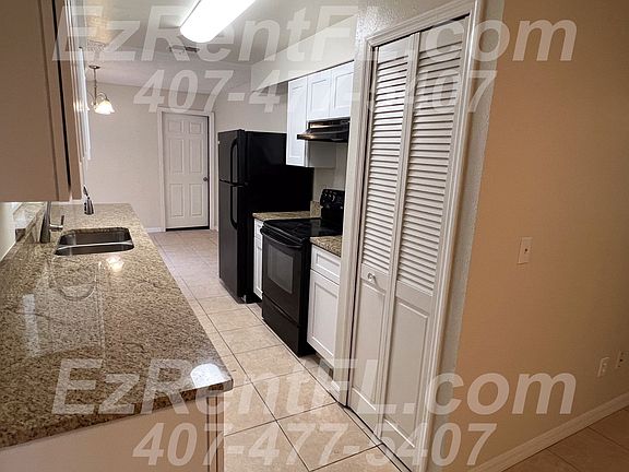 3rd image of 140 Hazel Blvd