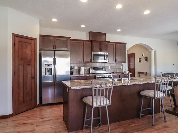 719_Rolling_Oaks_Dr_MLS_HID1132486_ROOM7